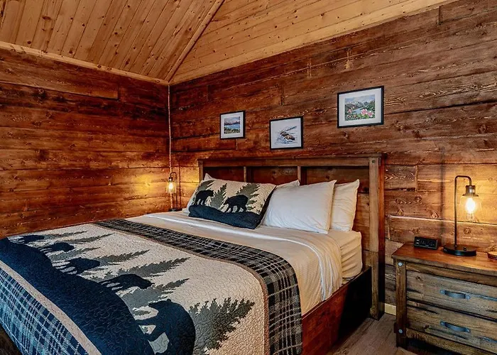 Lakeshore Lodging Cabins